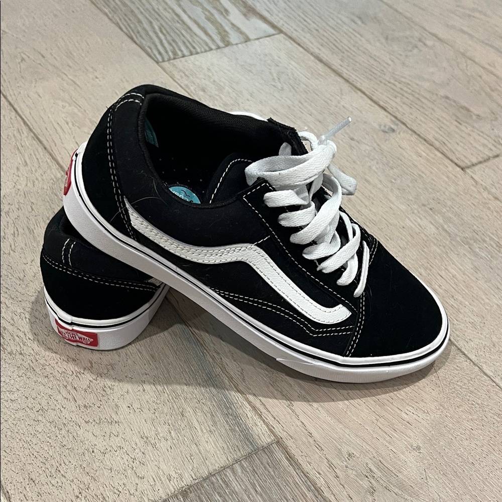 NWOT Vans Black Canvas Athletic Shoes with White Accents